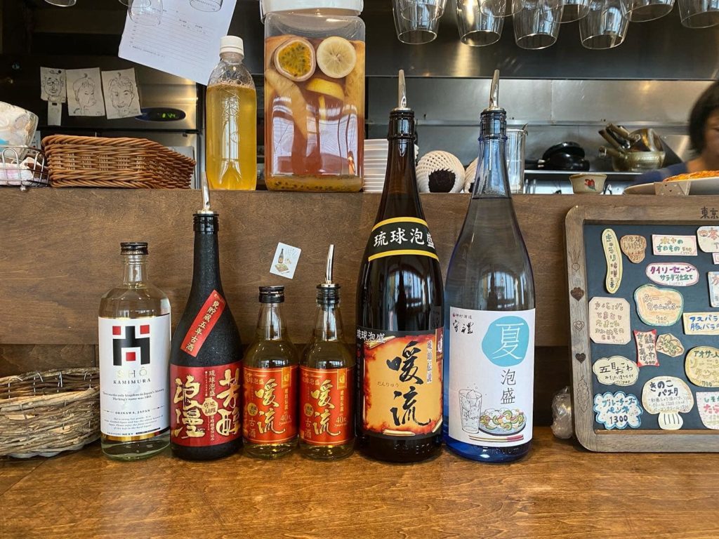 【神村】泡盛 古酒 50年前後 超 激レア ②点セット【松藤】 神村】泡盛 古酒 50年前後 超 激レア ②点セット【松藤】 松藤 商品